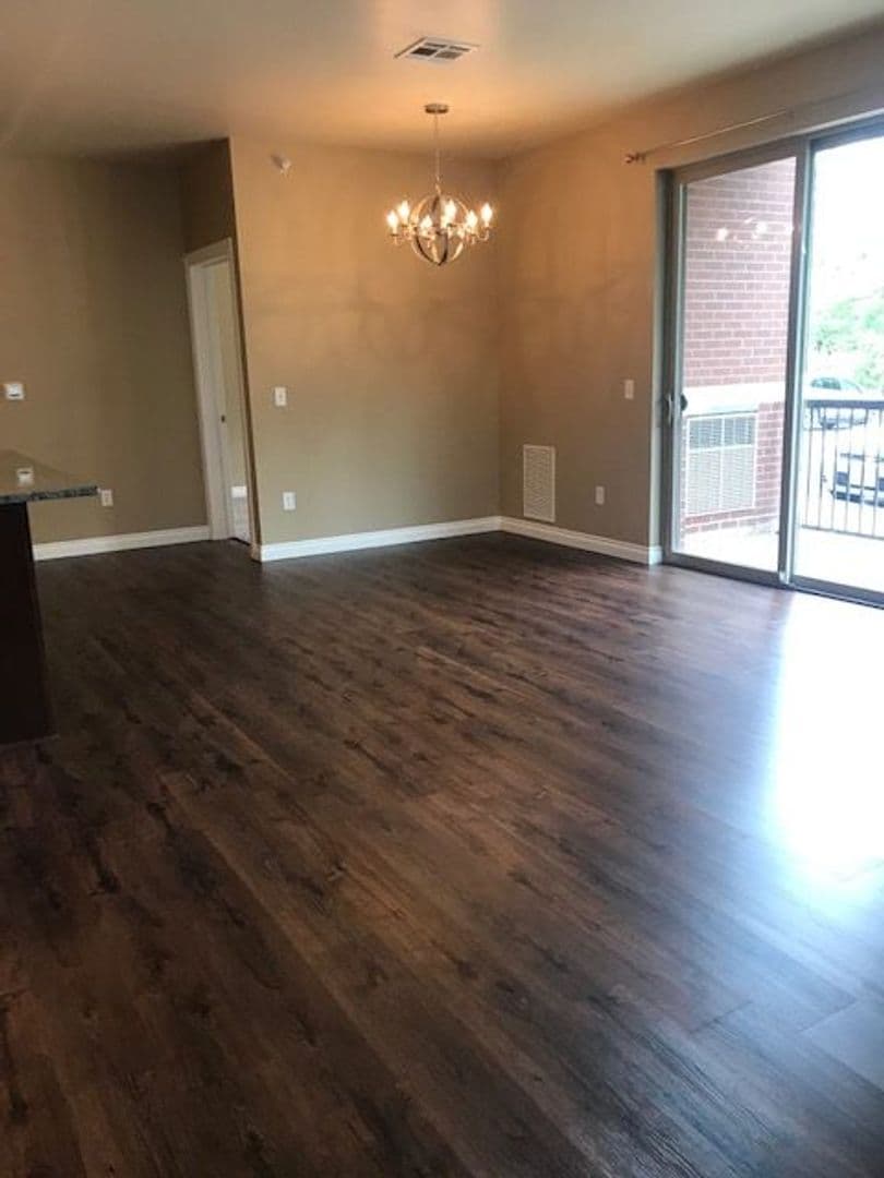 Onalaska Apartment: 2101 Abbey Road