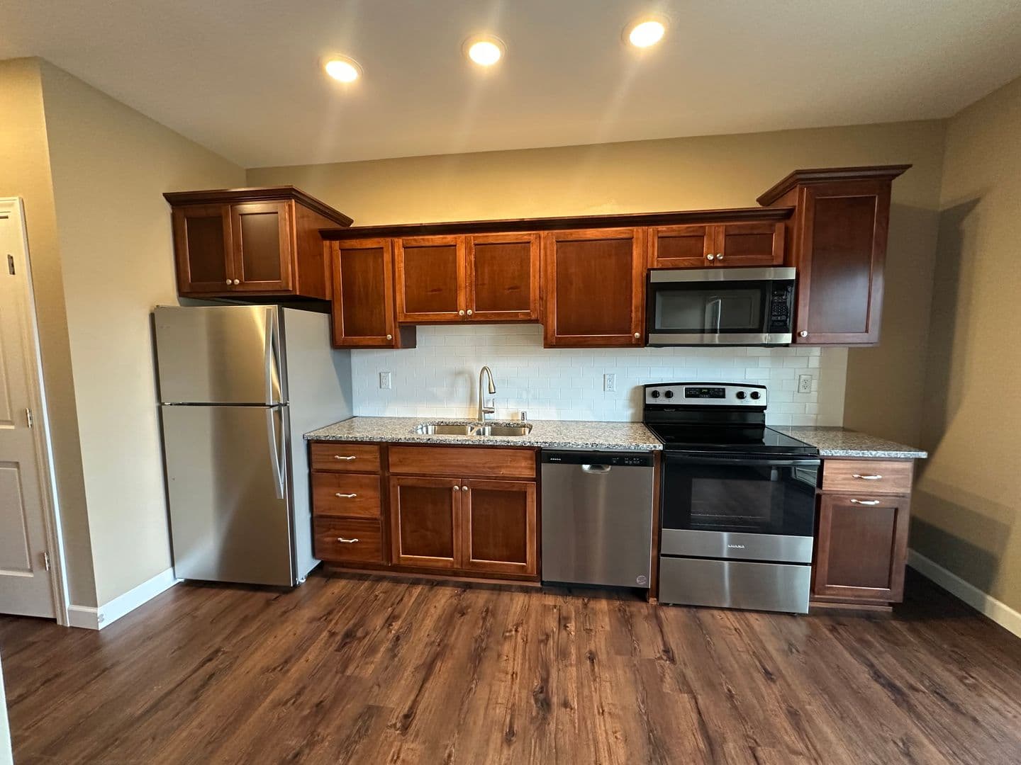 Onalaska Apartment: 2101 Abbey Road