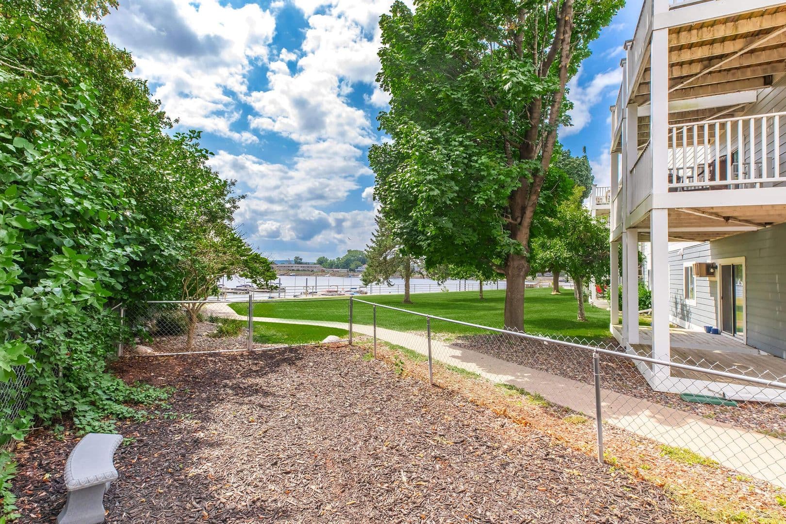 La Crosse Apartment: 403 Gillette Street