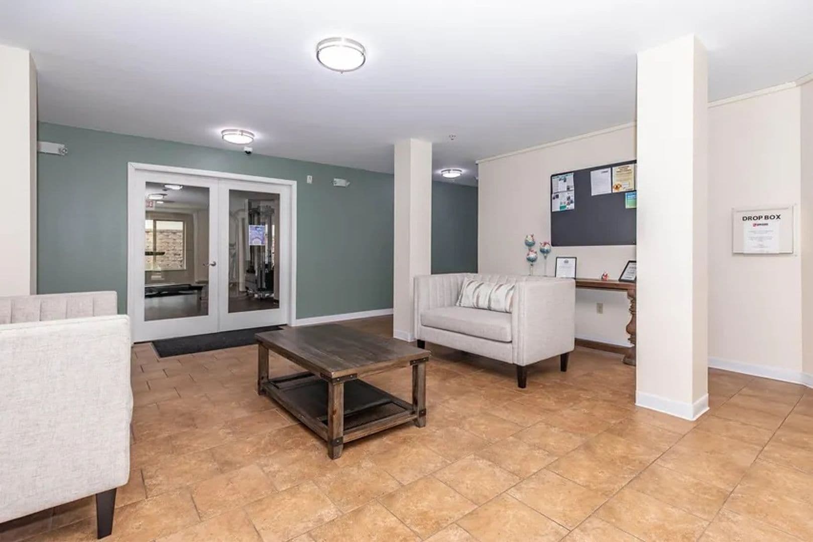 Onalaska Apartment: 843 Oak Ave N
