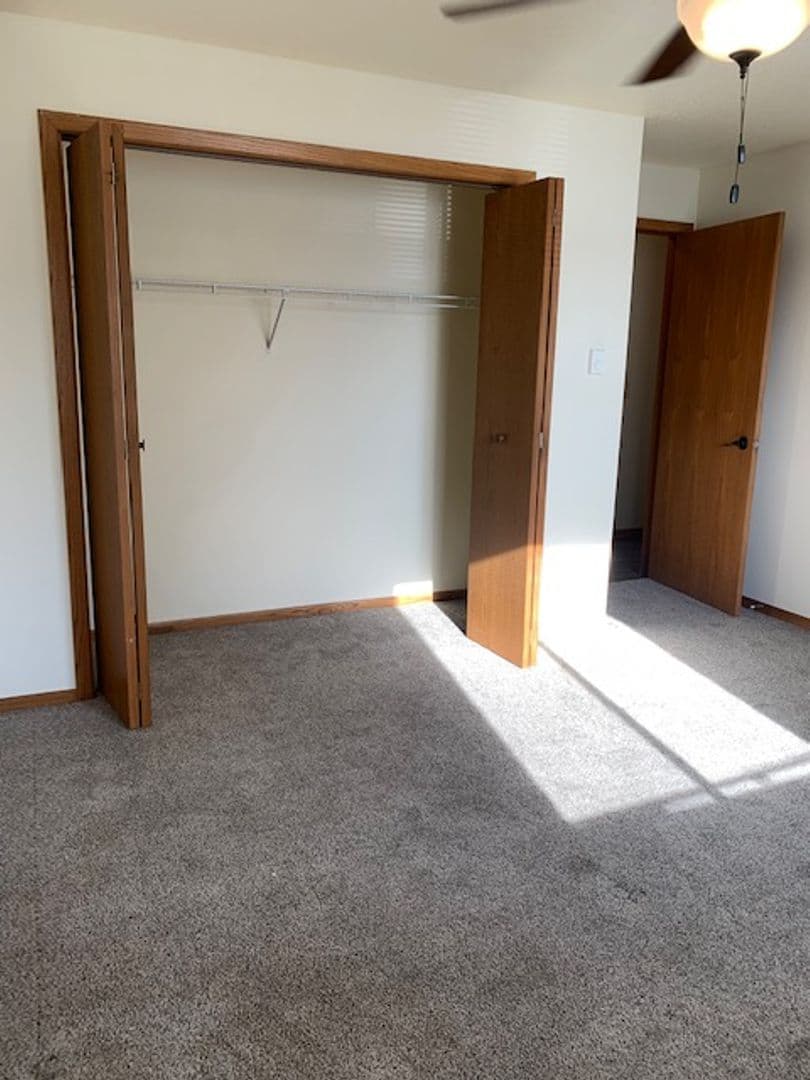 La Crosse Apartment: 403 Gillette Street