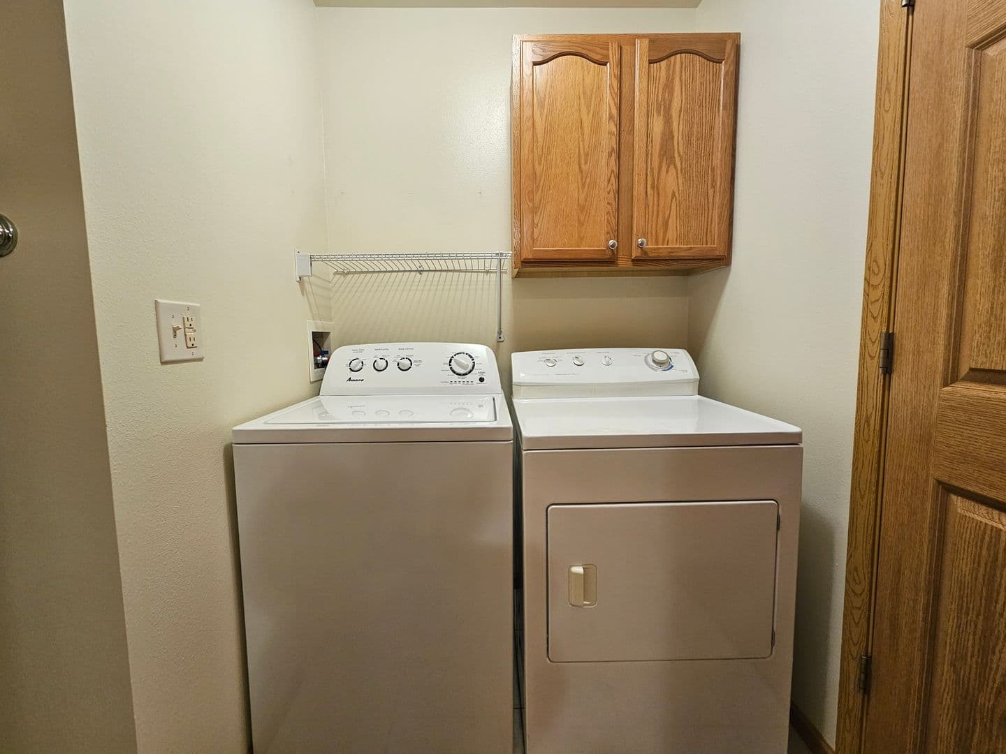Onalaska Apartment: 1077 Kristy Lane