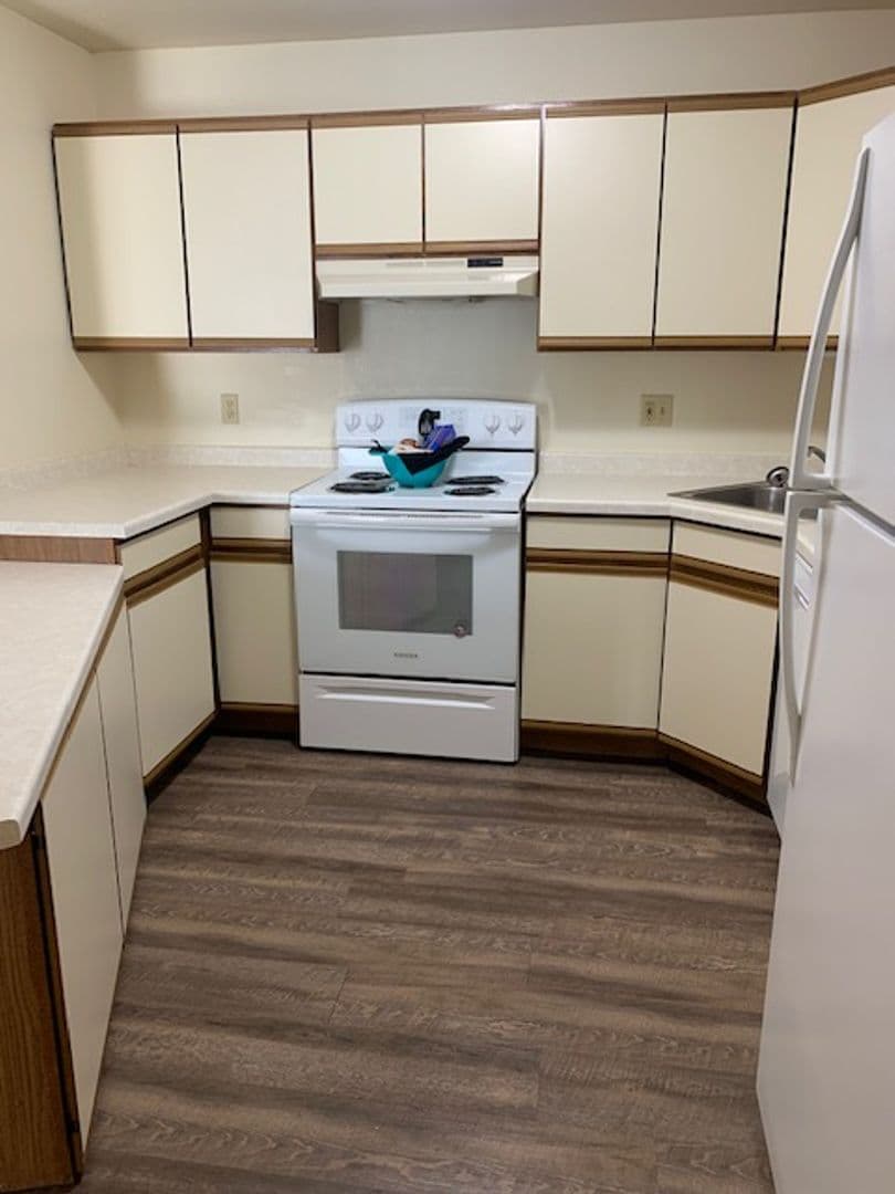 La Crosse Apartment: 403 Gillette Street