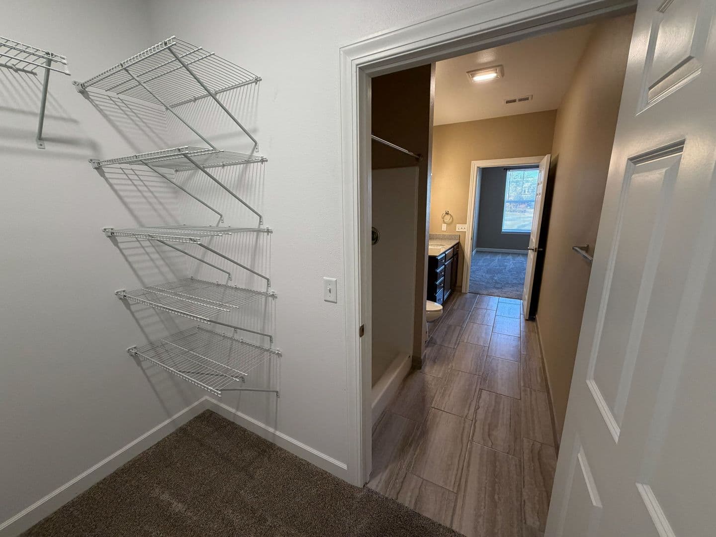Baraboo Apartment: 325 Lynn Street