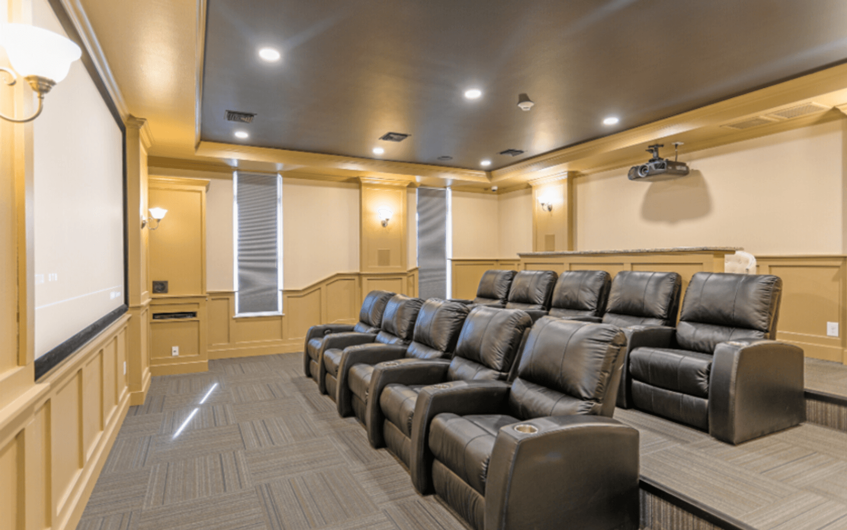 Onalaska Apartment: 2101 Abbey Road