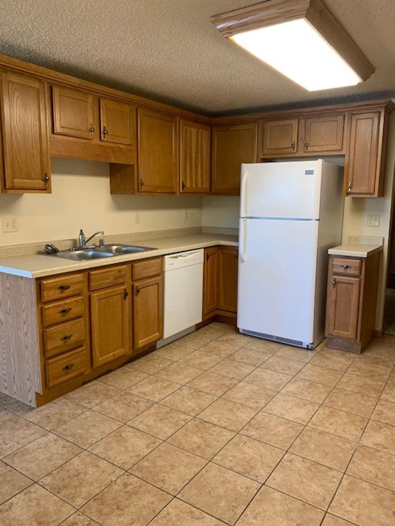 La Crosse Apartment: 3715  3717 Mormon Coulee Road