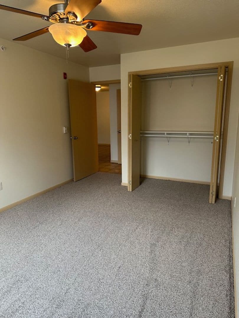 La Crosse Apartment: 3715  3717 Mormon Coulee Road