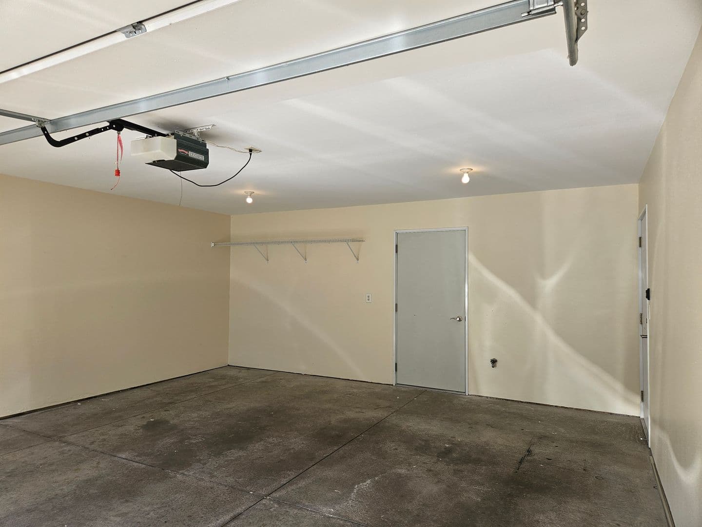Onalaska Apartment: 1077 Kristy Lane