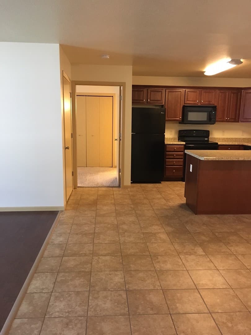 La Crosse Apartment: 3715  3717 Mormon Coulee Road