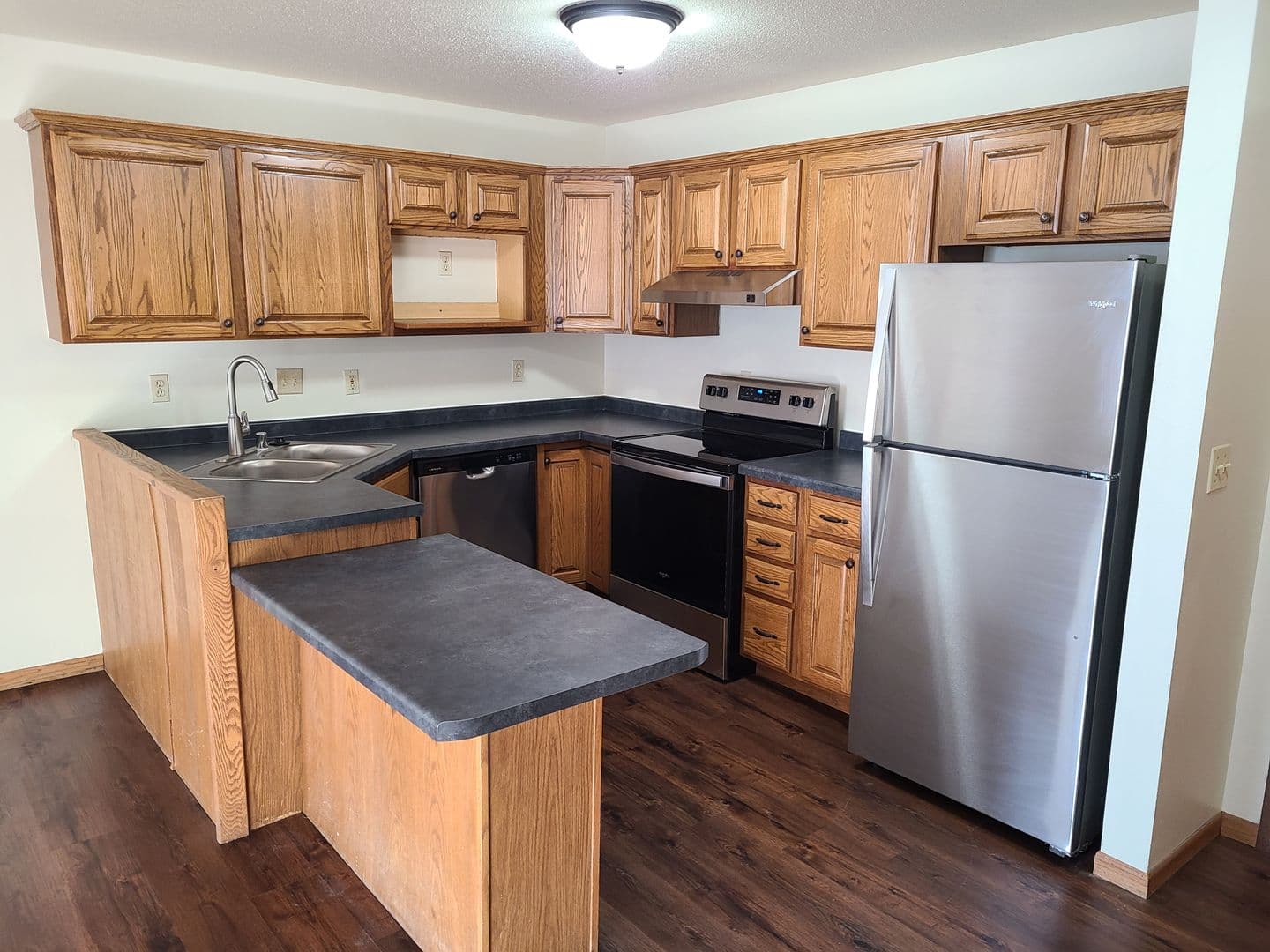 La Crosse Apartment: 403 Gillette Street