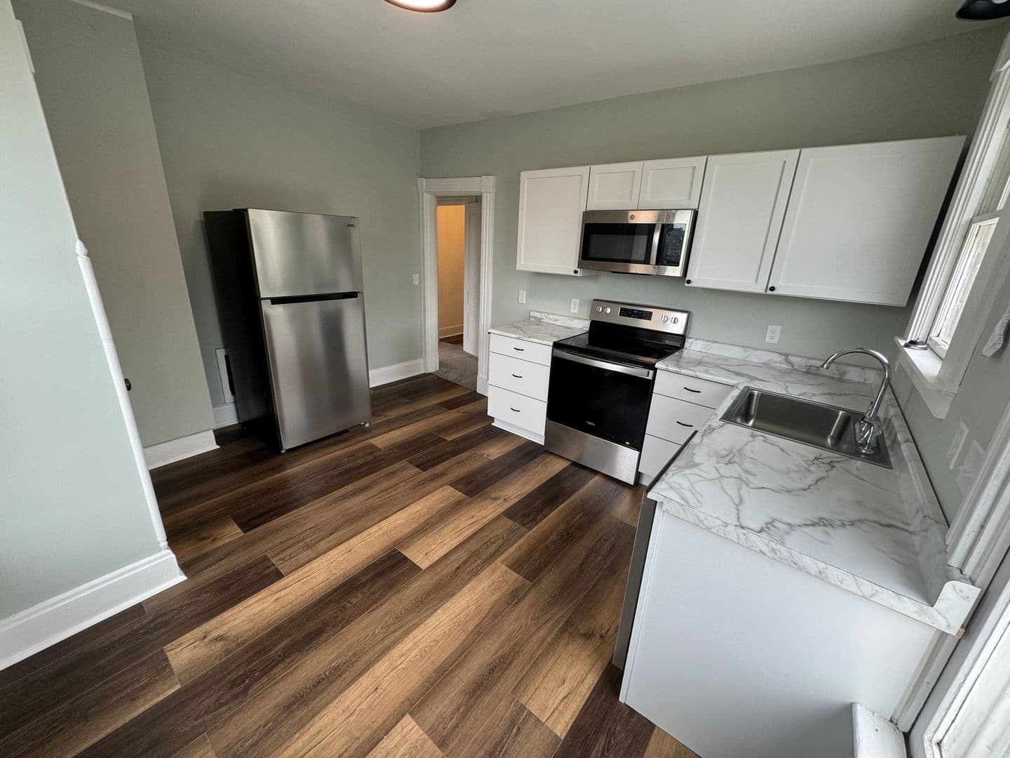 Hamilton Apartment: 211 & 213 Buckeye St.