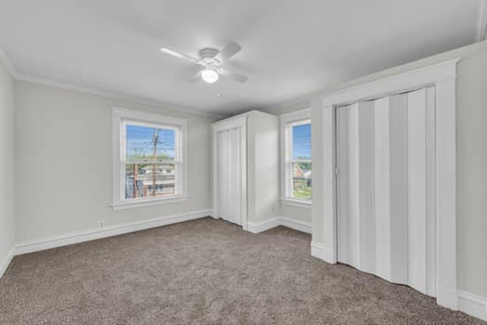 Cincinnati Apartment: 3940 Delmar Ave.