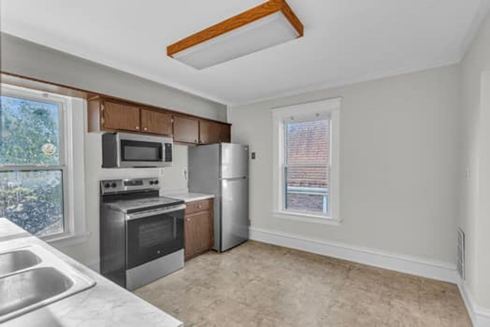 Cincinnati Apartment: 3940 Delmar Ave.