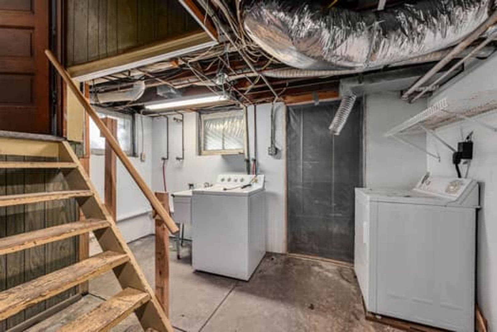 Cincinnati Apartment: 3940 Delmar Ave.