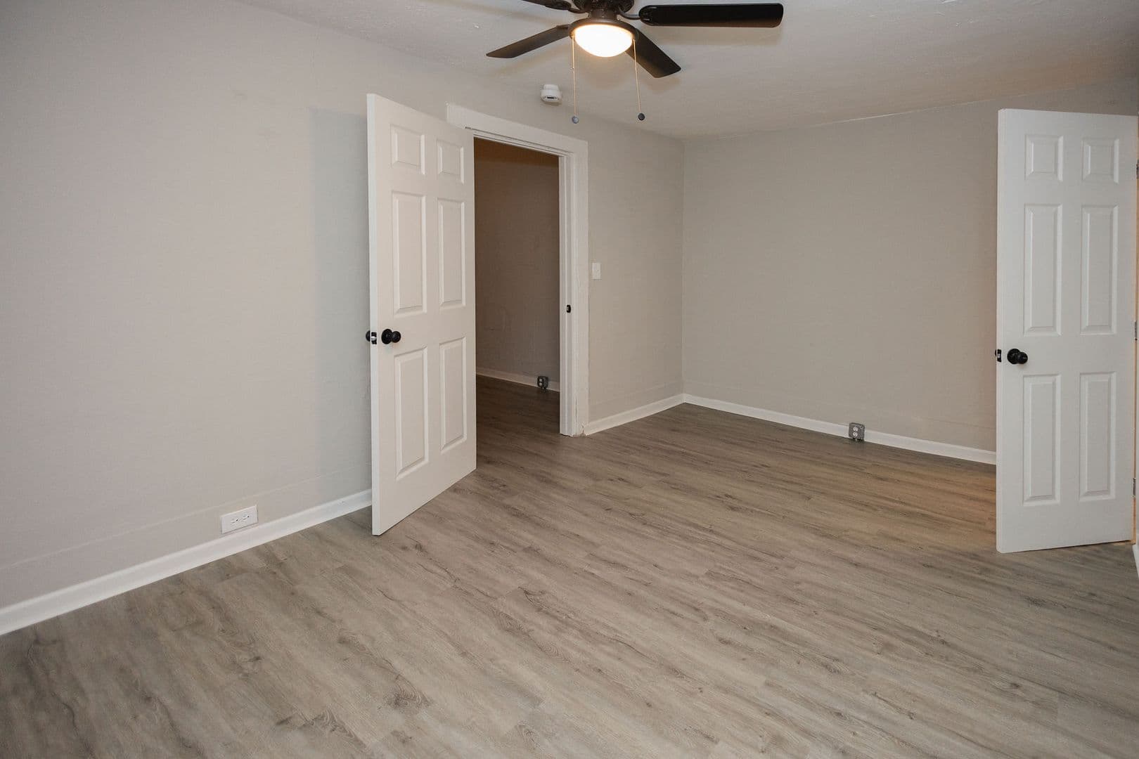 Griffin House: 515 W Cherry St