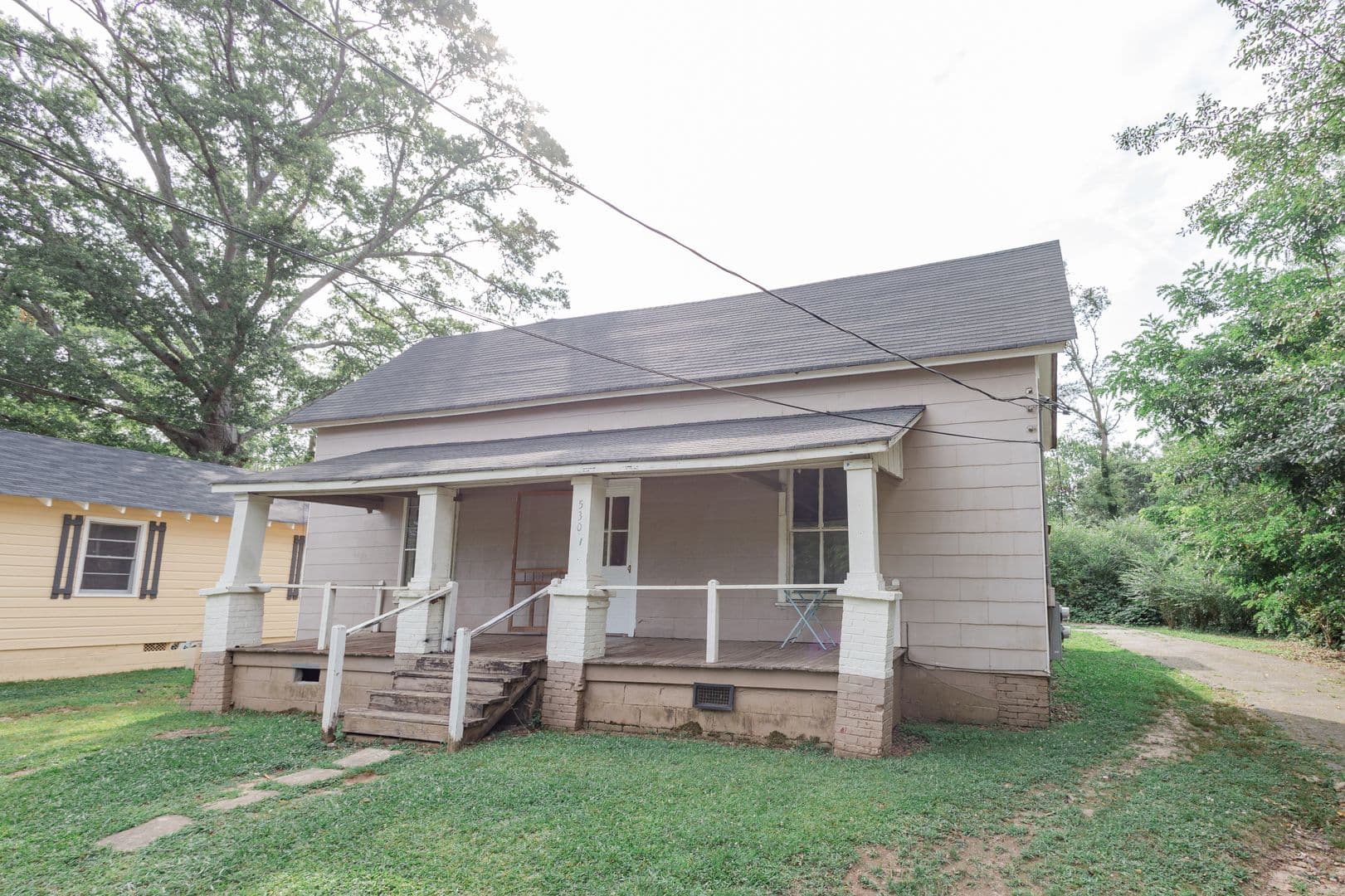 Griffin Apartment: 530 North 13th Street