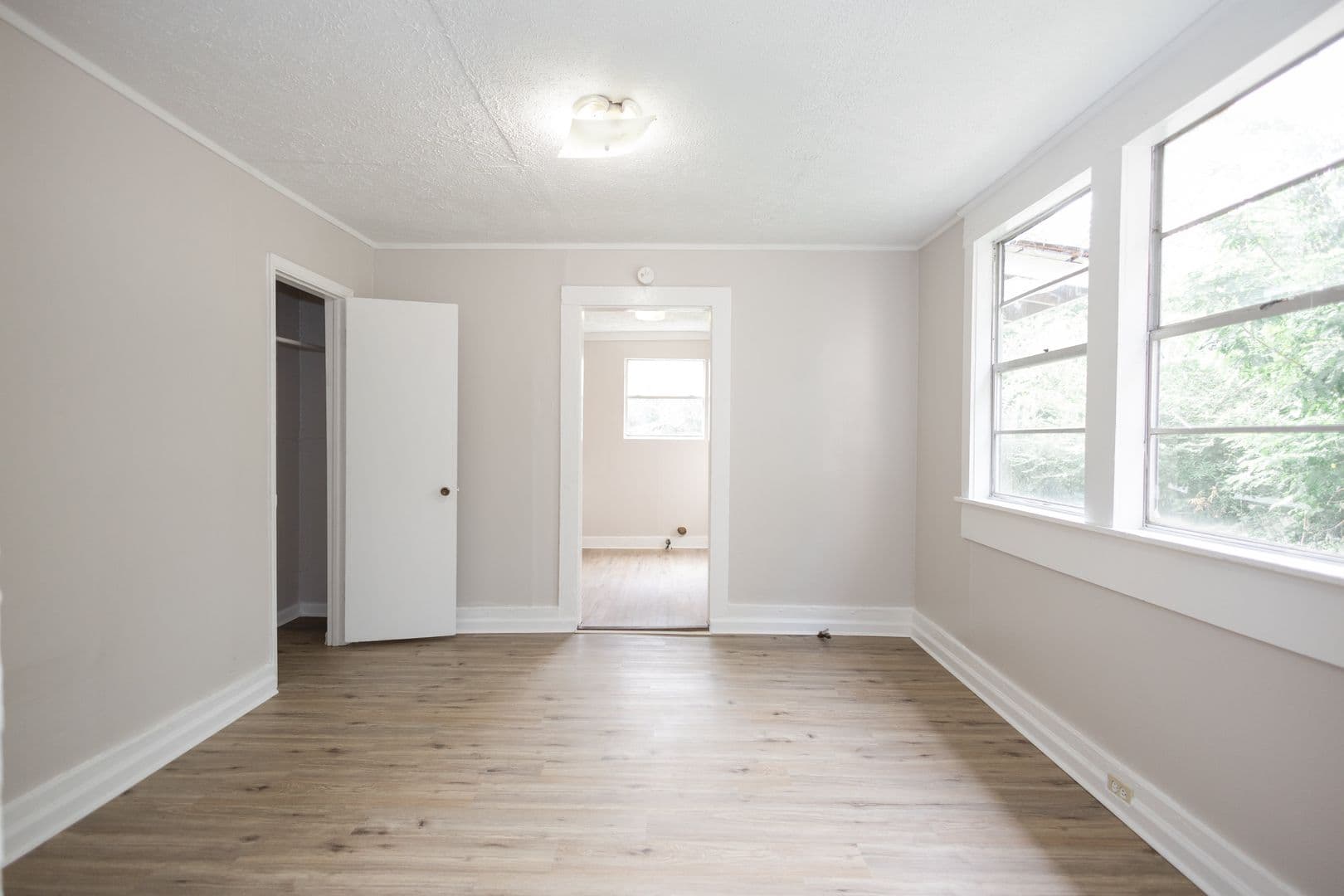 Griffin Apartment: 530 North 13th Street