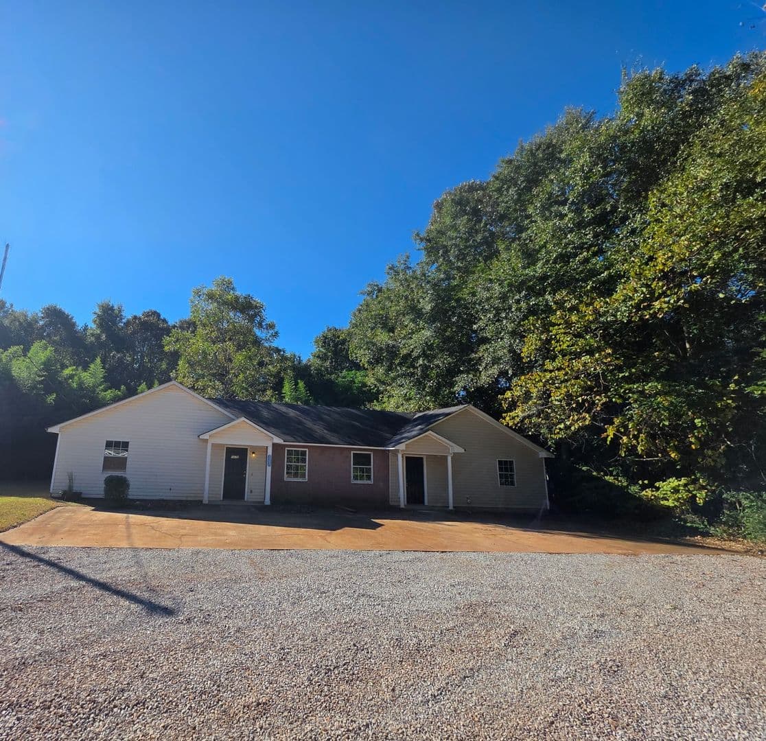 Griffin Apartment: 1670 High Falls Rd