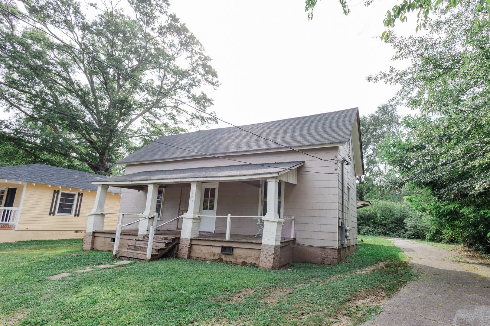 Griffin Apartment: 530 North 13th Street
