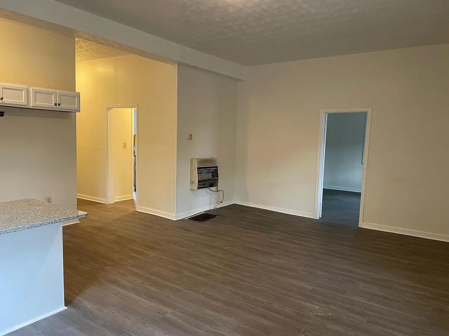 Griffin Apartment: 328 N 13th St