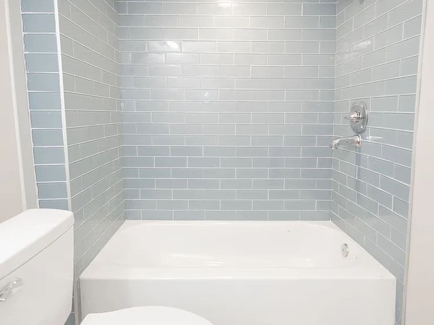 Griffin House: 321 N 10th St