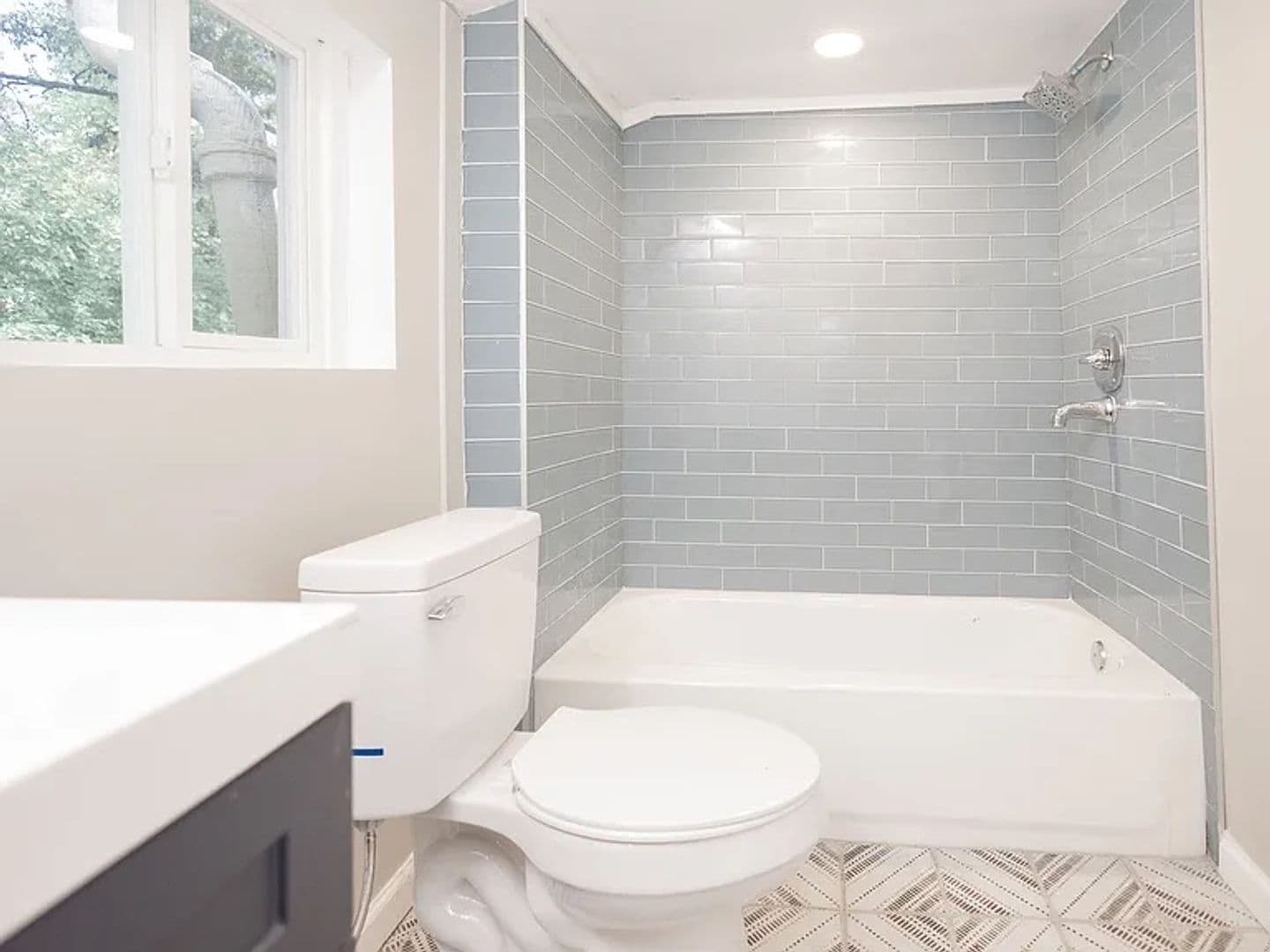 Griffin House: 321 N 10th St