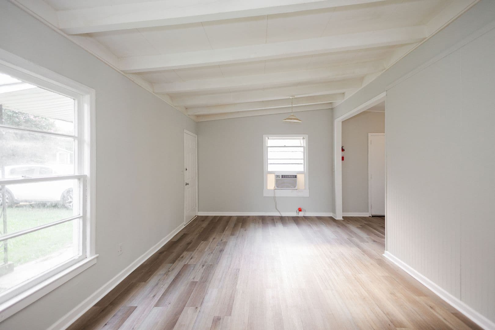 Macon House: 4170 Palace Ave