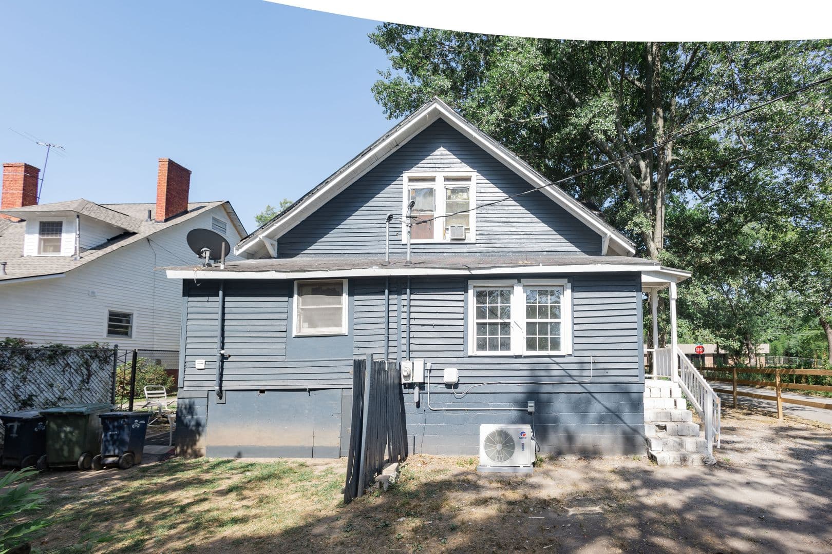 Griffin Apartment: 234 North 13th Street