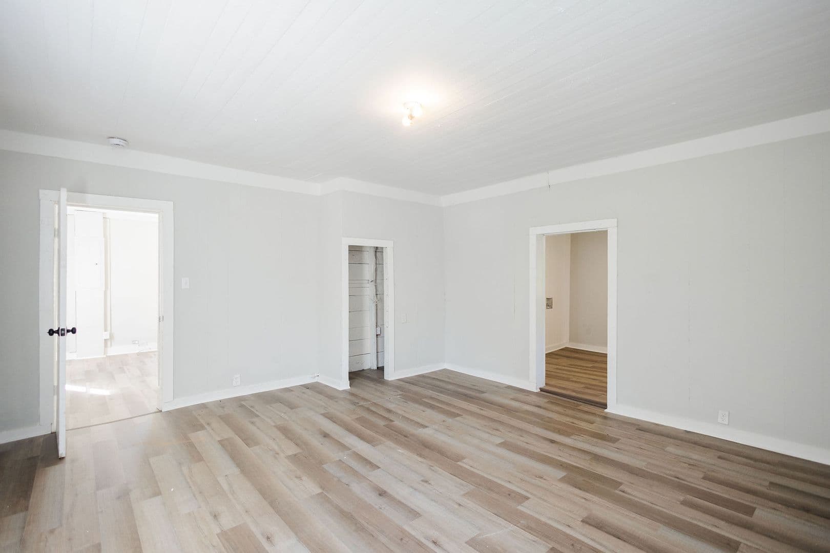 Griffin House: 323 N 4th St
