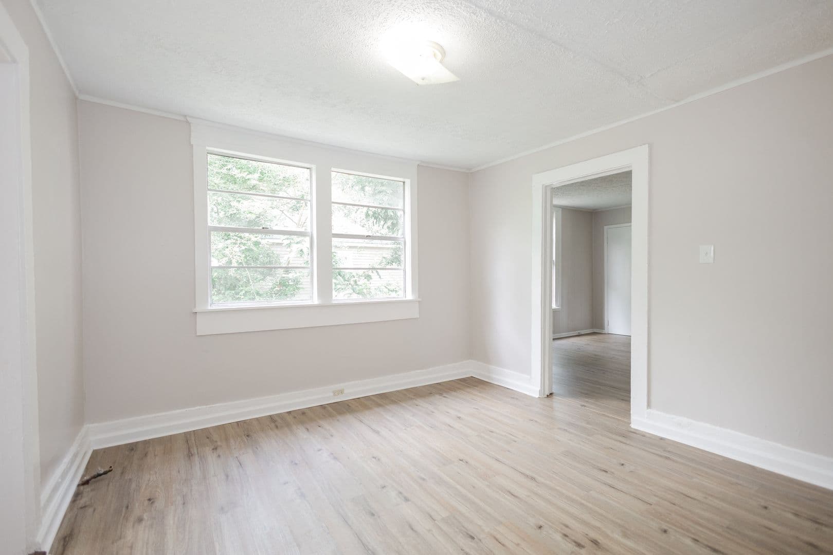 Griffin Apartment: 530 North 13th Street