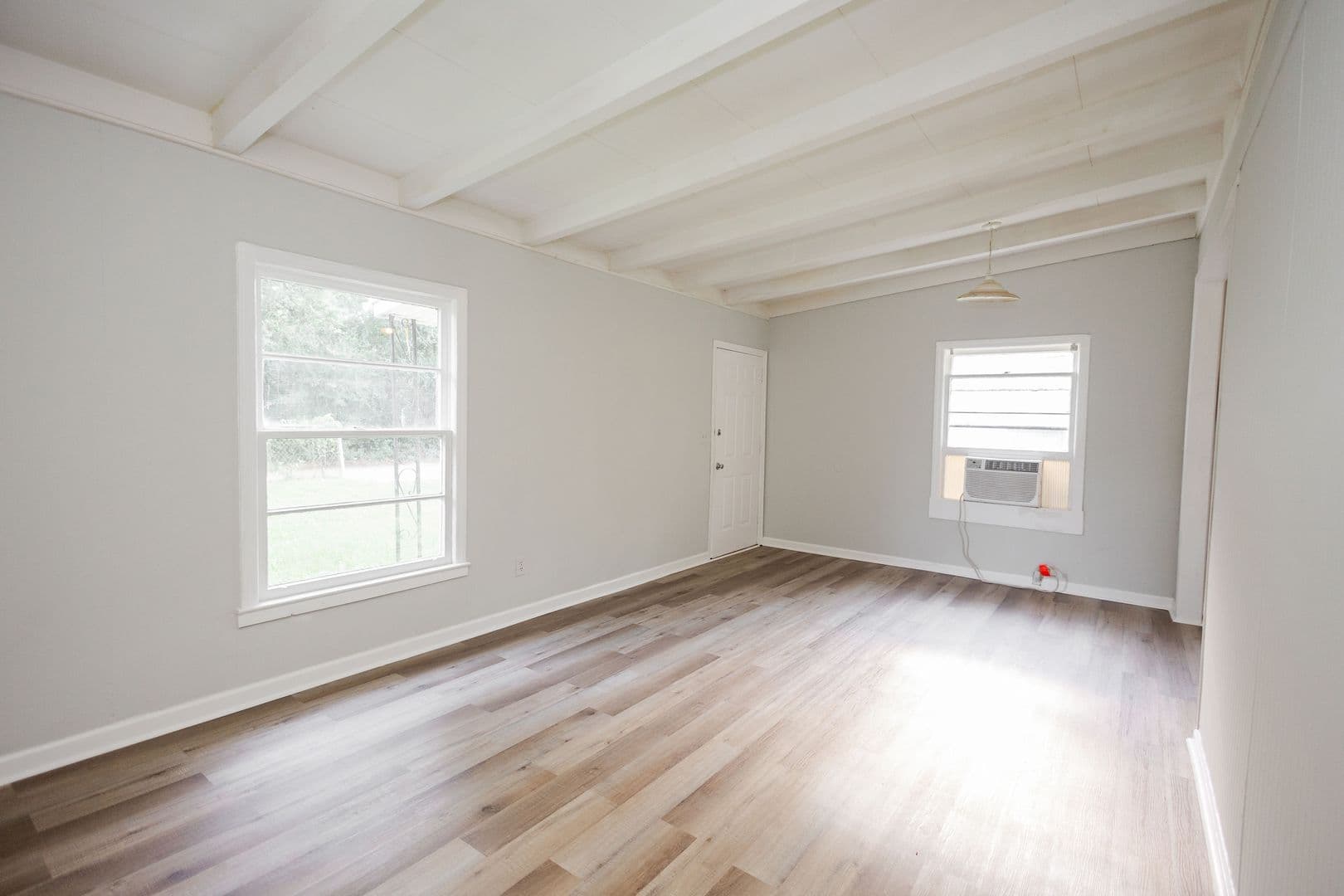 Macon House: 4170 Palace Ave