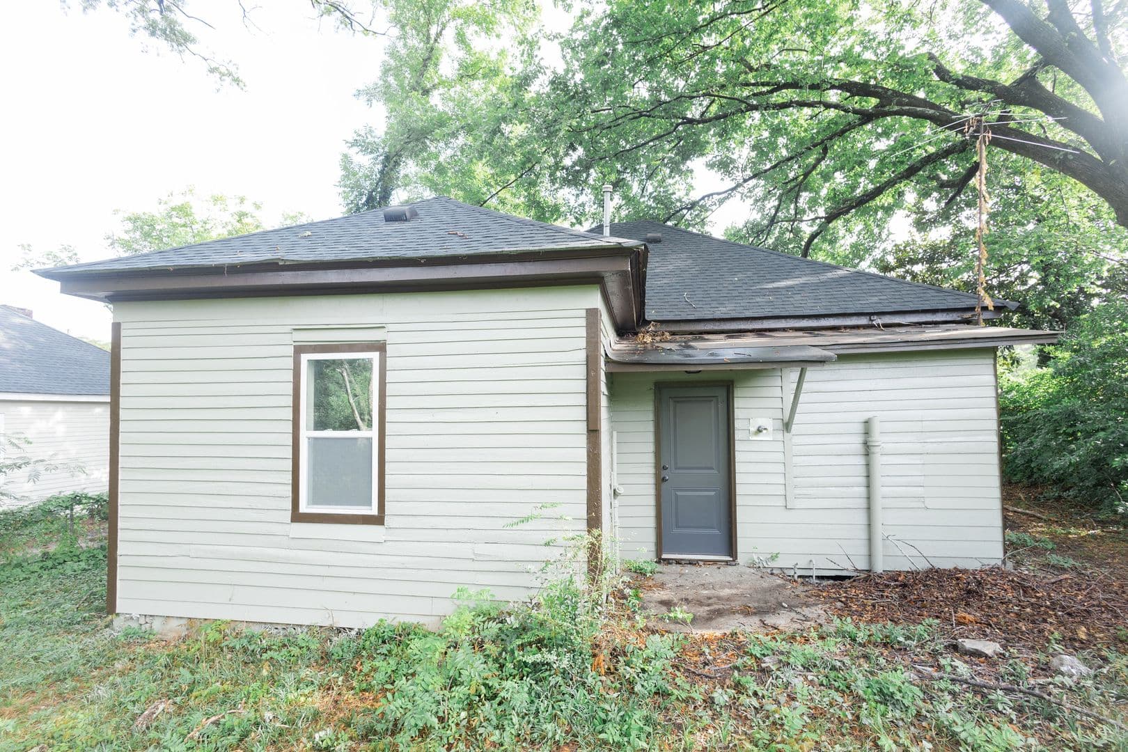 Griffin House: 208 W Cherry St