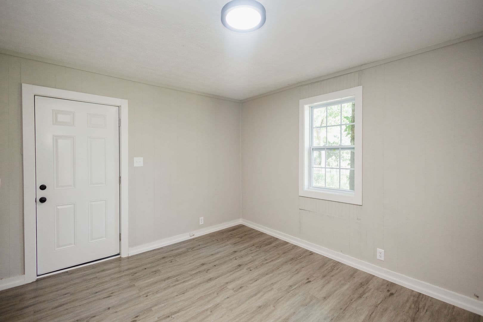 Griffin Apartment: 234 North 13th Street