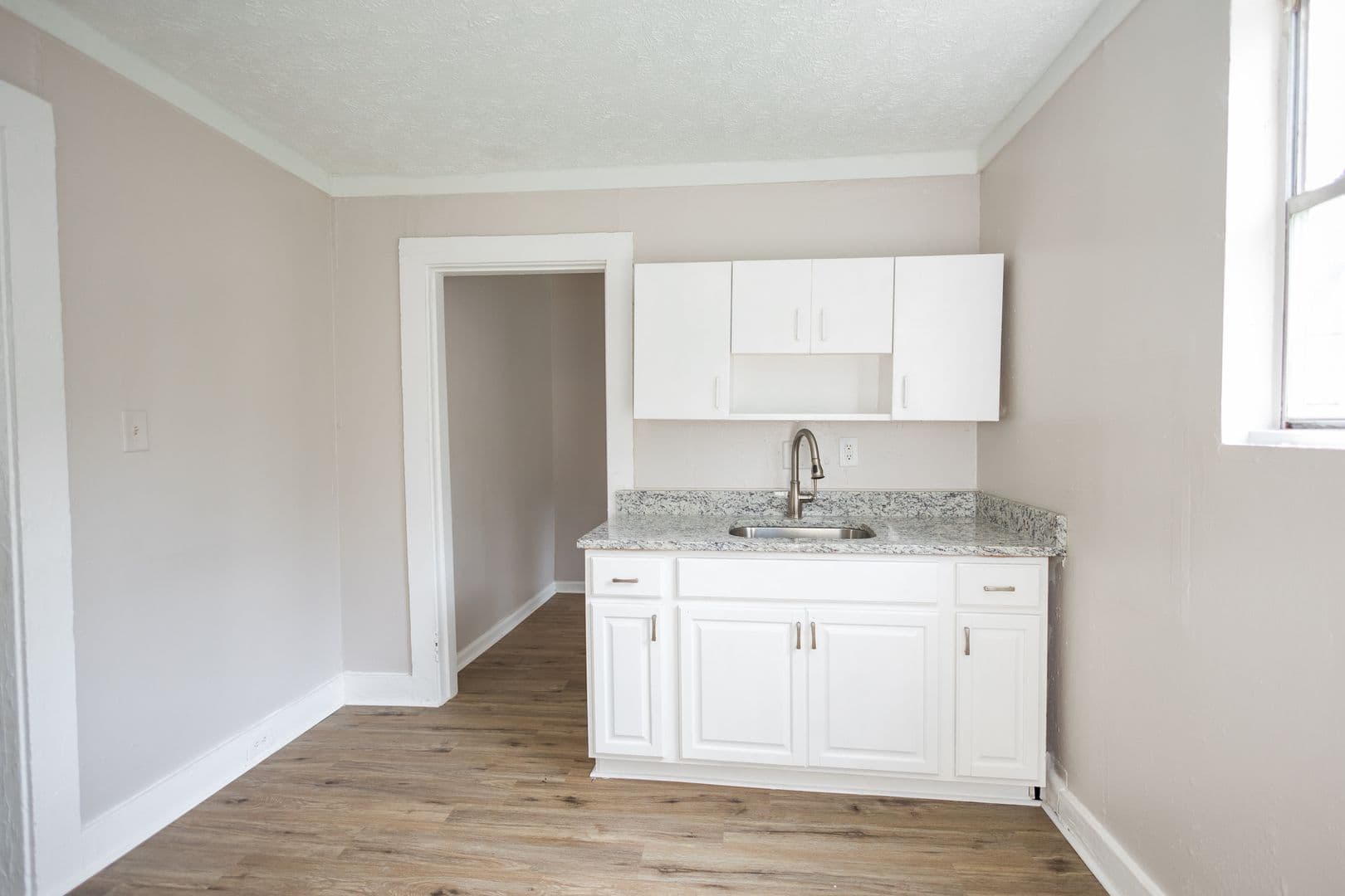 Griffin Apartment: 530 North 13th Street