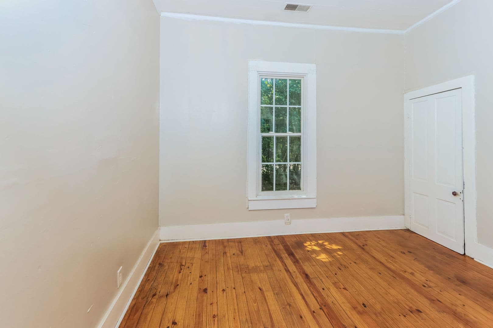 Griffin House: 719 Williams St