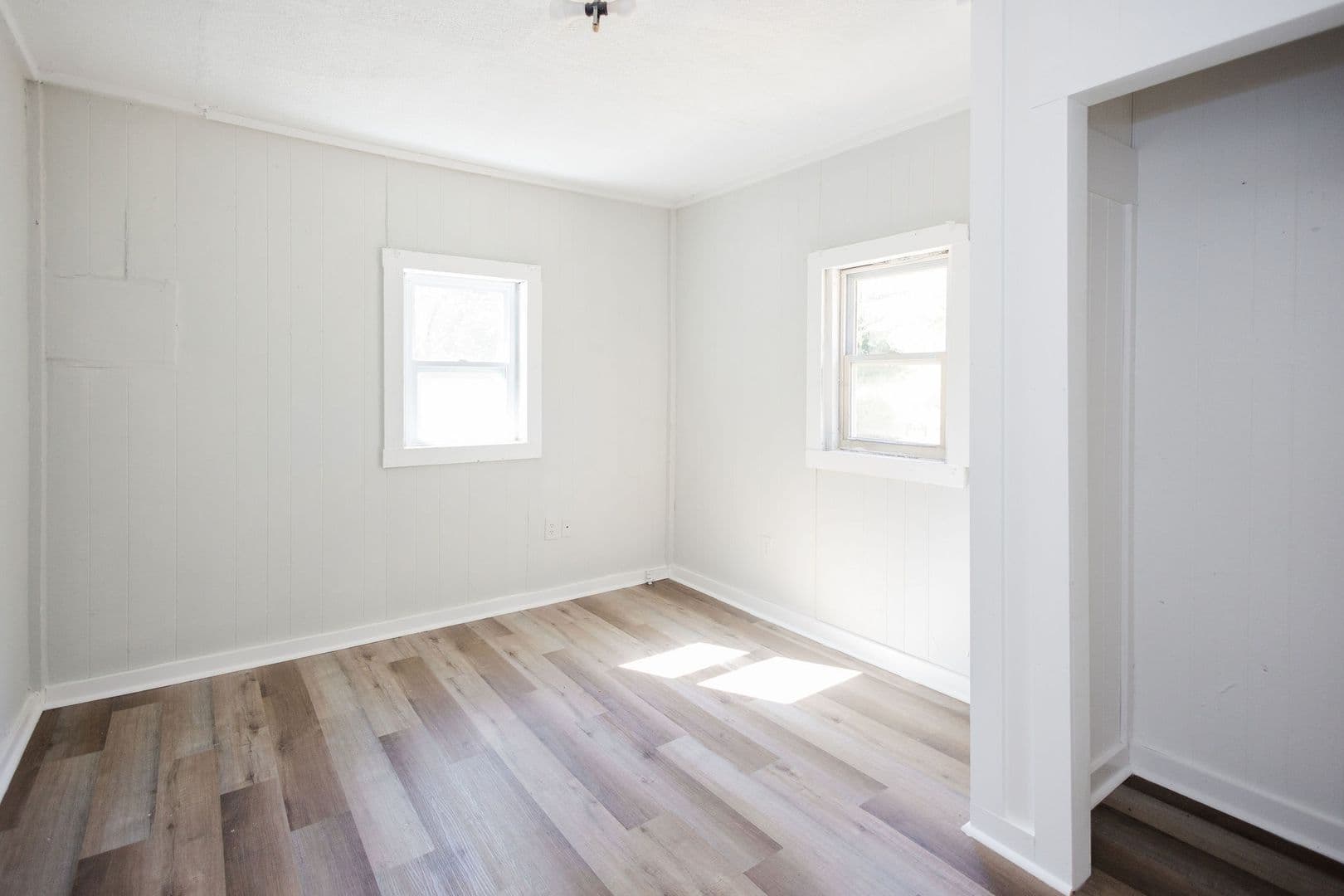 Griffin House: 323 N 4th St
