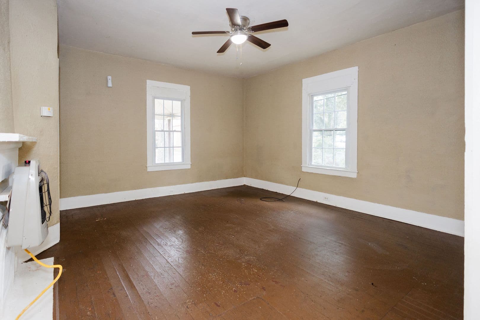 Griffin House: 723 W Broad St