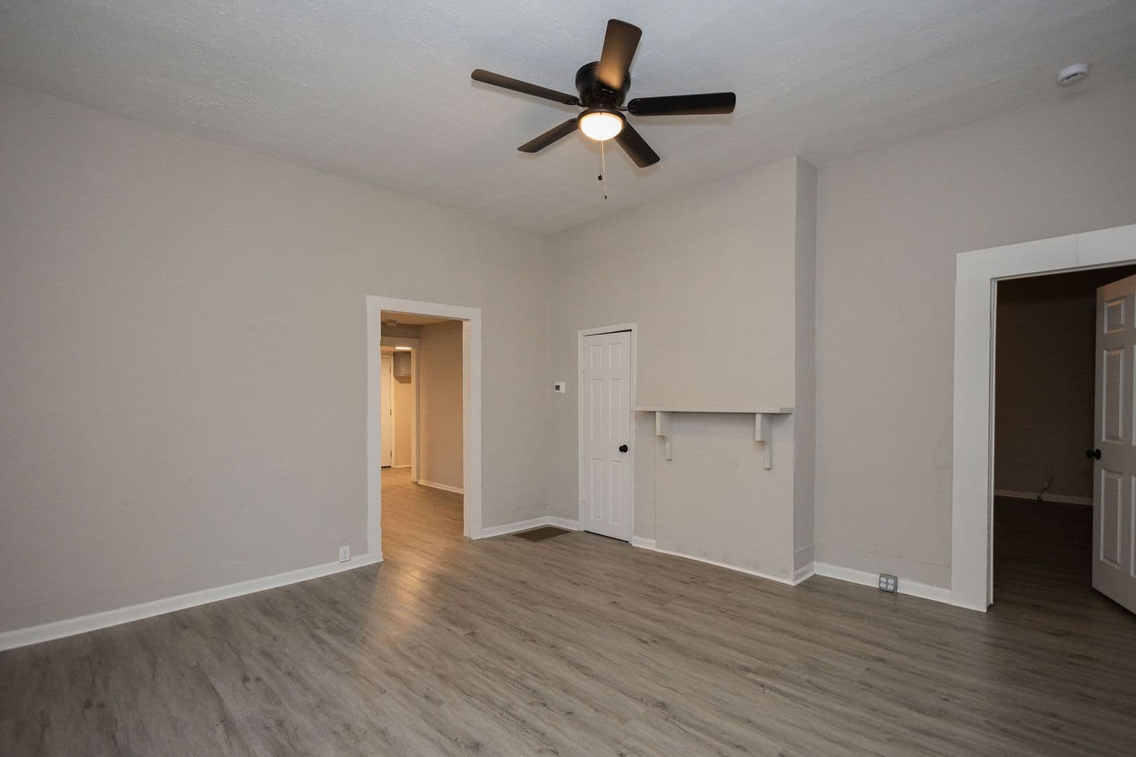 Griffin House: 515 W Cherry St