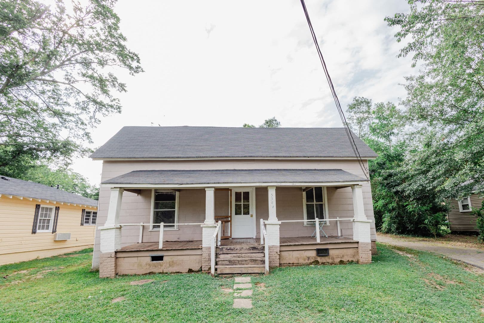 Griffin Apartment: 530 North 13th Street