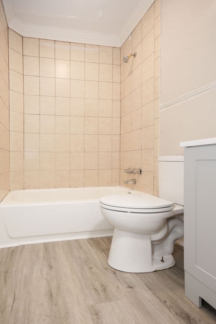 Griffin Apartment: 234 North 13th Street