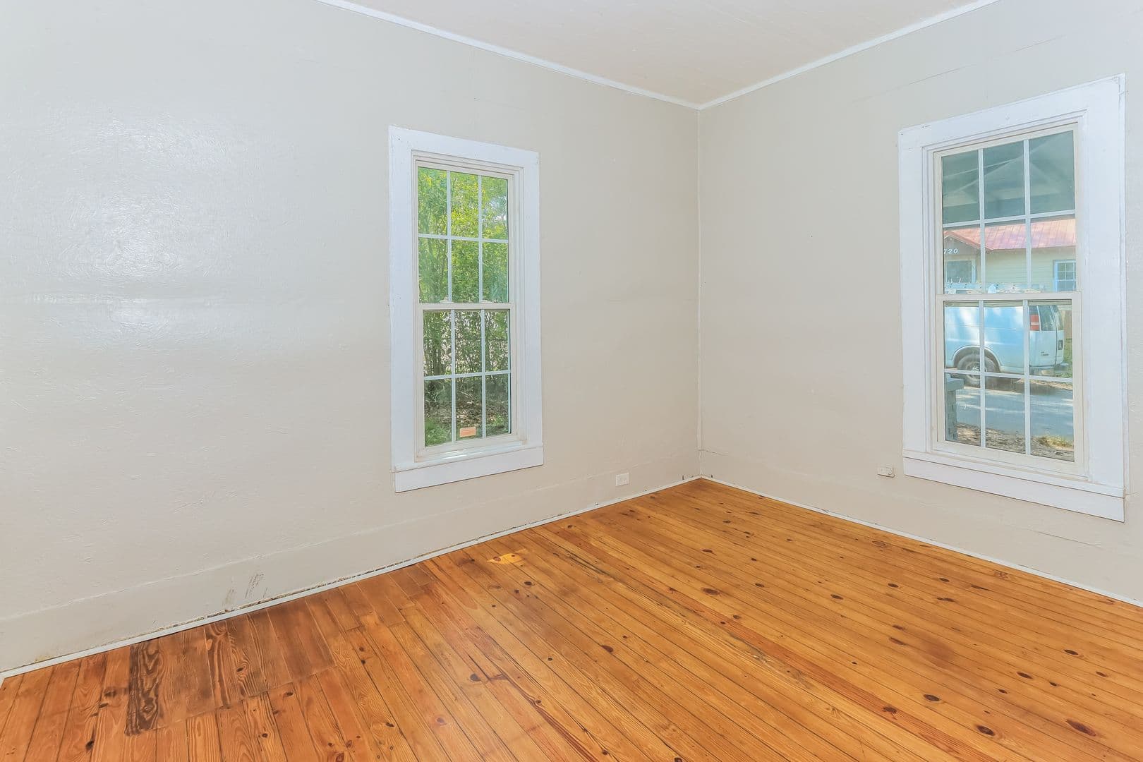 Griffin House: 719 Williams St