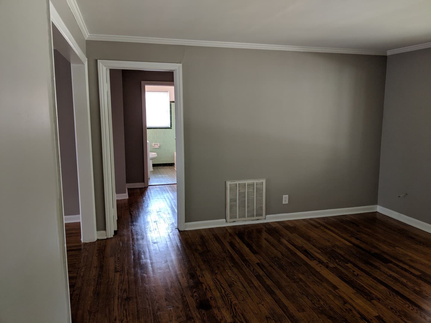 Savannah Apartment: 44 Thackery Place