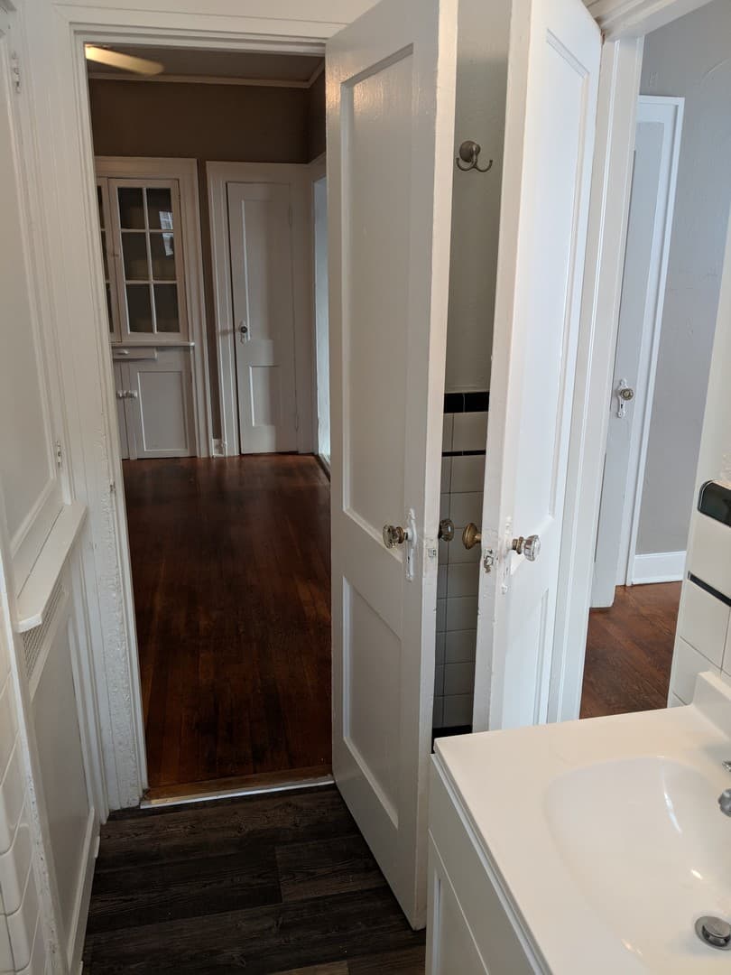 Savannah Apartment: 29 East 34th Street