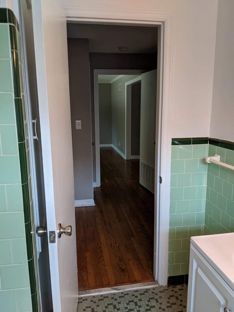 Savannah Apartment: 44 Thackery Place