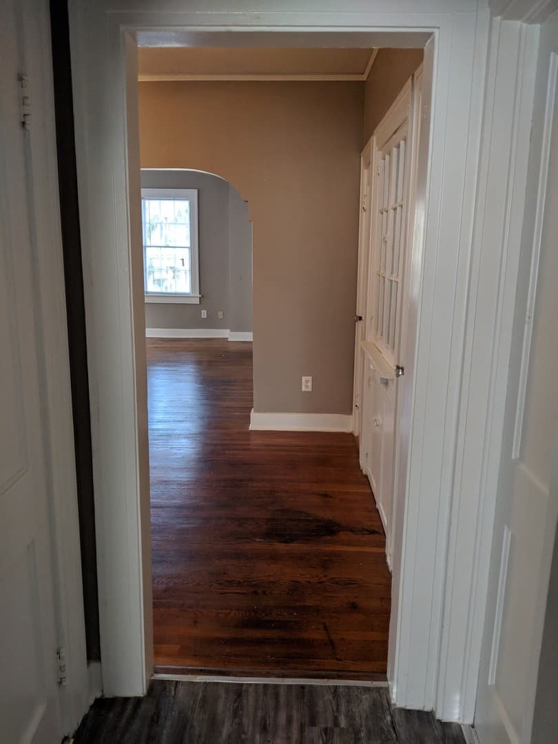 Savannah Apartment: 29 East 34th Street