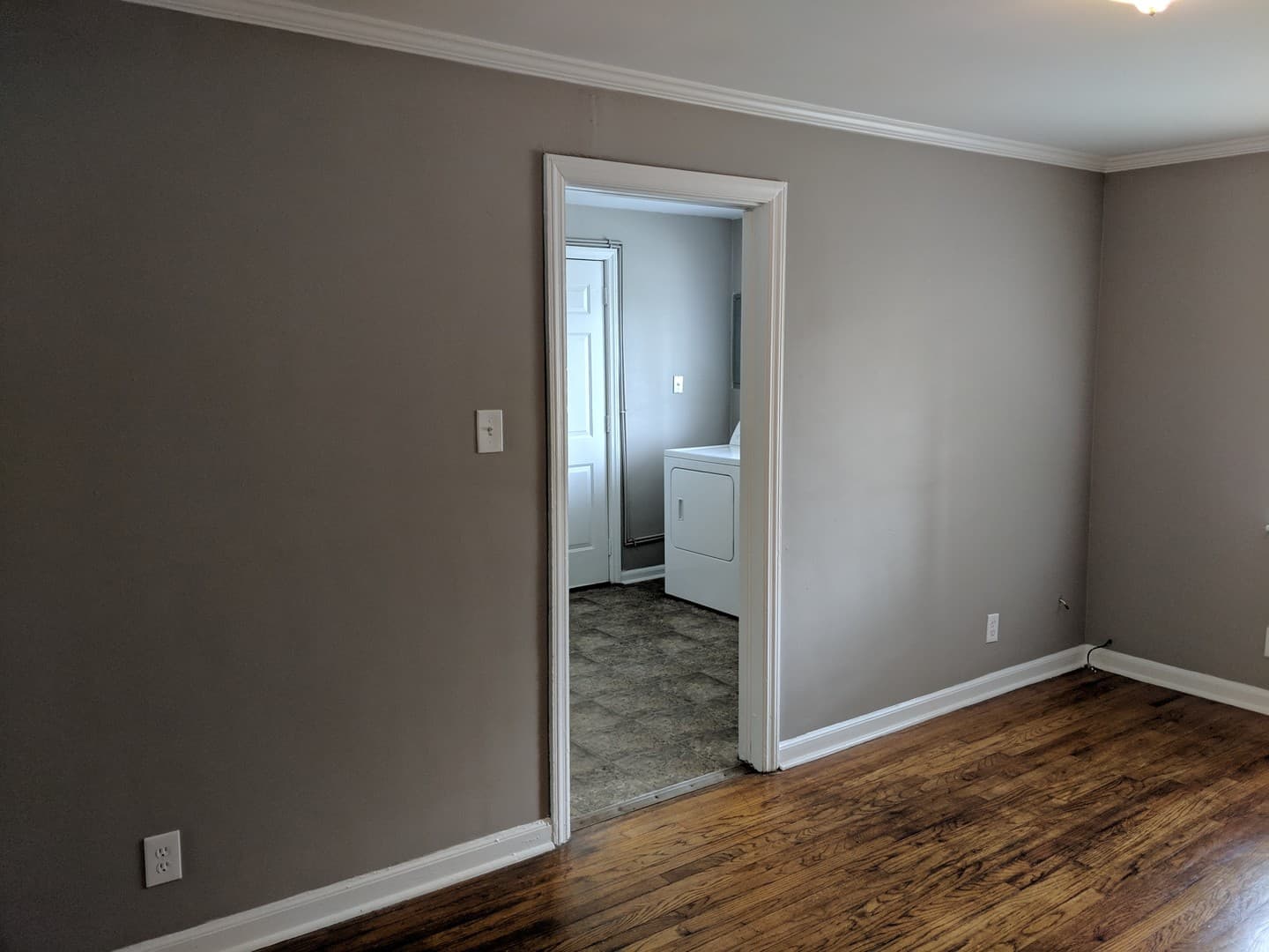 Savannah Apartment: 44 Thackery Place