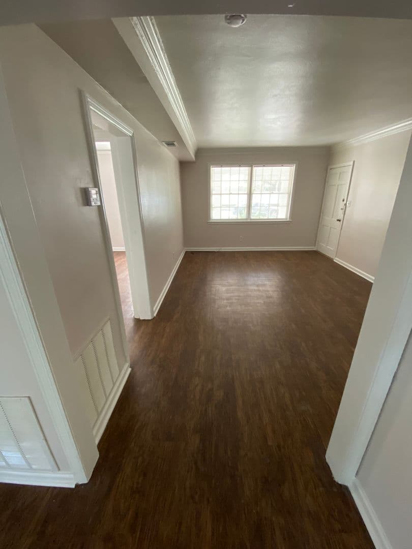 Savannah Apartment: 3521 Bull Street