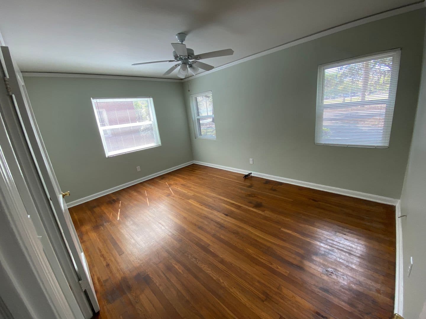 Savannah Apartment: 1314 East Victory Drive