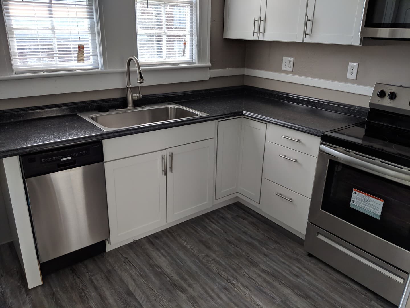 Savannah Apartment: 29 East 34th Street