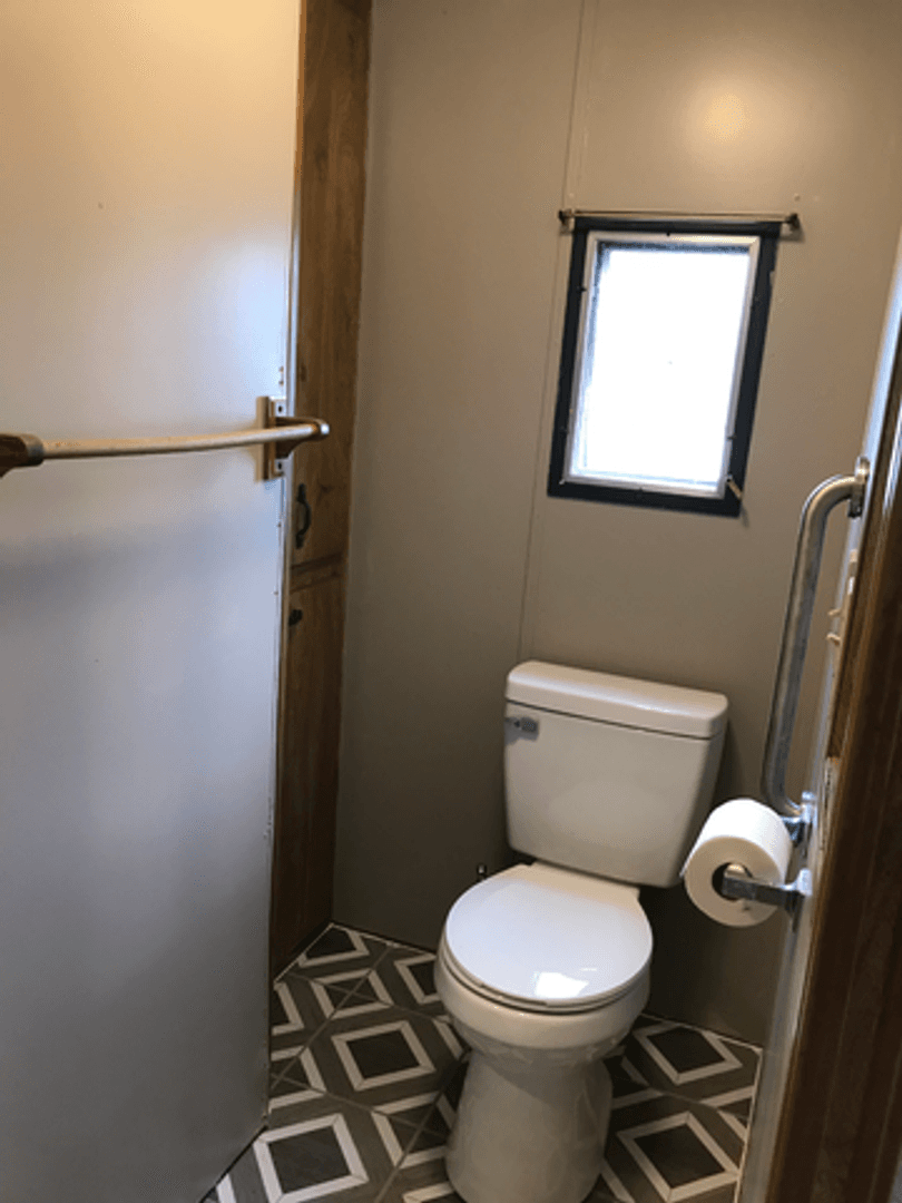 Freeport Apartment: 2353 Silverville Rd